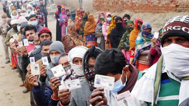 UP Election 2022: पश्चिमी यूपी में पहले चरण की वोटिंग बहुत कुछ कहती है…